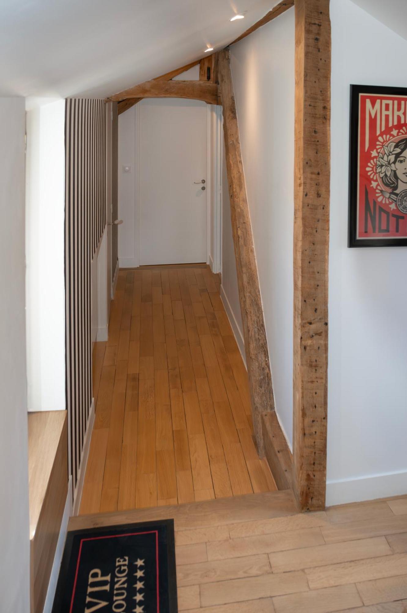 Loft Dans Le Clocher Face Au Chateau Bonnelles Buitenkant foto